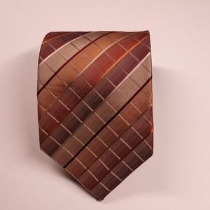 03. Van Huesen Neck Tie